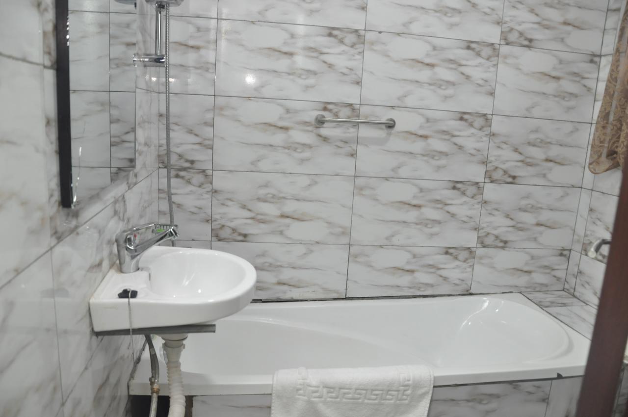 Grand Capital Hotel Akure Esterno foto