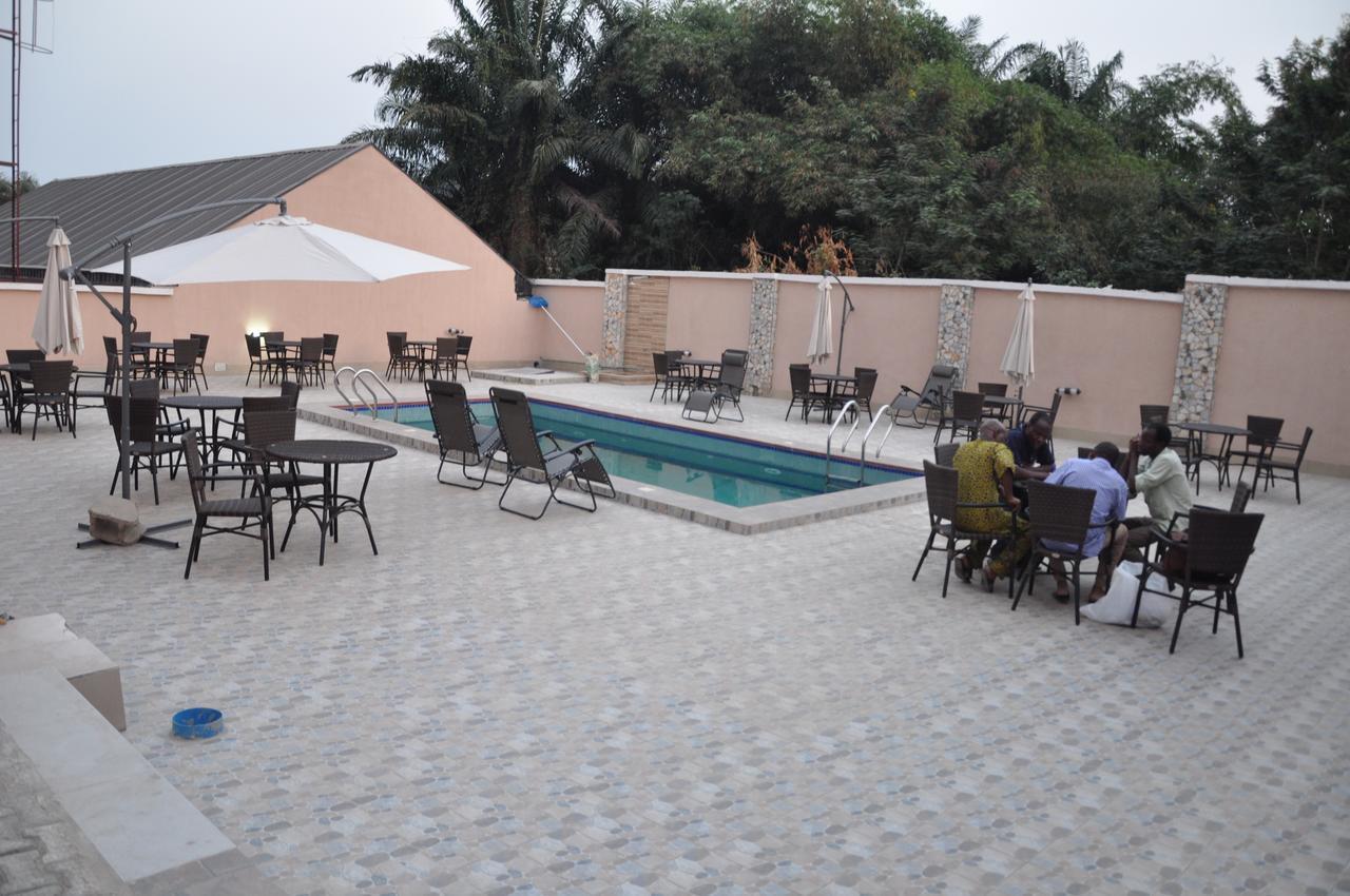 Grand Capital Hotel Akure Esterno foto