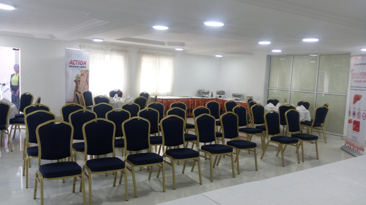 Grand Capital Hotel Akure Esterno foto