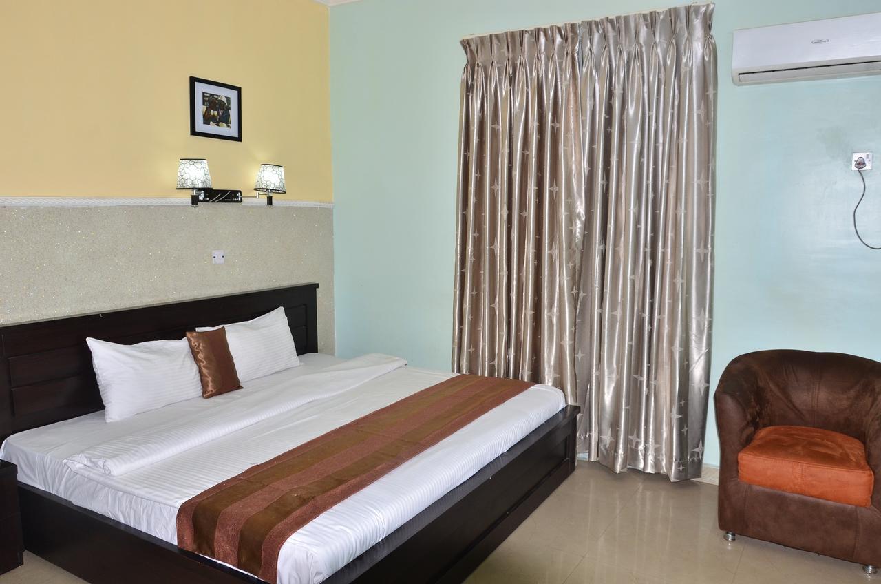 Grand Capital Hotel Akure Esterno foto